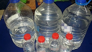 İş yerinde 15 litre kaçak alkol ele geçirildi 