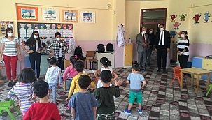 Kaymakam Kazdal'dan okul denetimi 