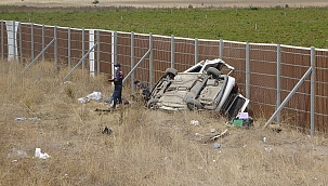 Kayseri'de otomobil şarampole yuvarlandı 