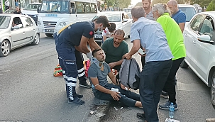 Otomobil motosiklete çarpıp kaçtı 