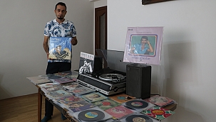  20 yılda 400 plak topladı! 