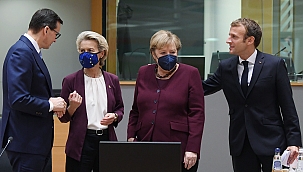 AB Liderler Zirvesi'nde Merkel'e veda 