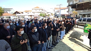 Ayağına kıymık battı hayatını kaybetti