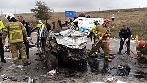 Bandırma'da feci kaza: 2 ölü 