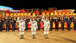 Çin Shenzhou-13 insanlı uzay aracını uzaya fırlattı