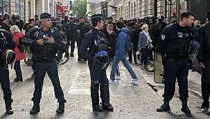 Fransa'da 200 şehirde hükümet karşıtı protesto