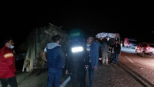 Giresun'da minibüs ile traktör çarpıştı 