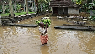 Hindistan'da sel felaketinde bilanço ağırlaşıyor 
