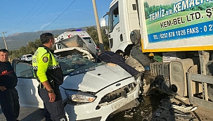 Kamyon ile otomobil çarpıştı: 1 yaralı