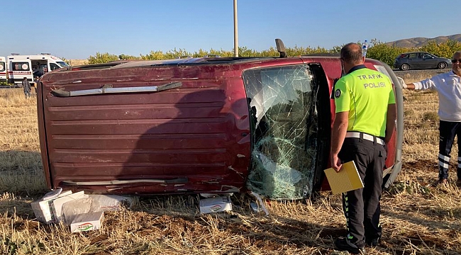 Kontrolden çıkan araç tarlaya uçtu!