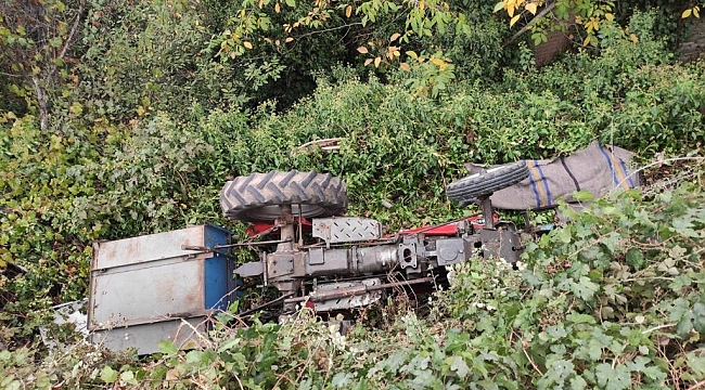 Manisa'da traktör takla attı: 1 ölü 1 yaralı