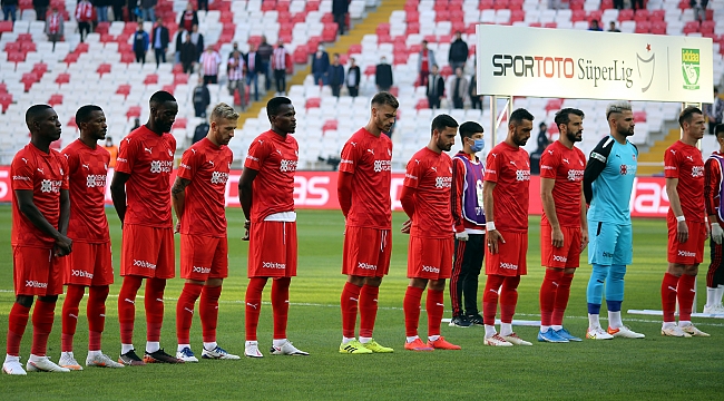 Sivasspor ligdeki 5. beraberliğini aldı