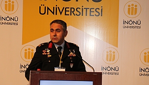 Terör konulu panelde siber saldırı uyarısı 