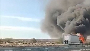 Tırın dorsesi alev alev yandı 