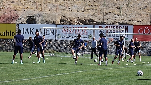 'Güçlü bir takım oluşturmak istiyorum' 