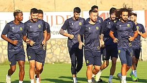 YMS'de Altay maçı hazırlıklarına başladı