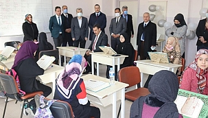 Tüfenkci öğrencilerle bir araya geldi