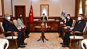 Vali Baruş öğretmenleri kabul etti