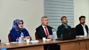 Başkan Çınar, partililere Yeşilyurt'u anlattı