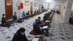 Kur'an bülbüllerinden Kur'an tilaveti