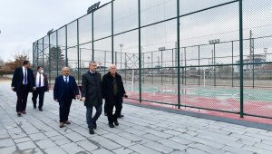 Başkan Çınar İnönü Mahallesi spor kompleksini inceledi