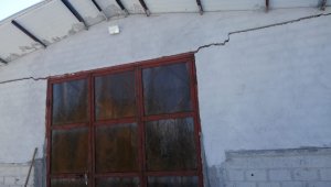 Akçadağ'da besi çiftliği çöktü 