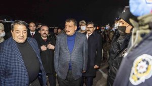 Gürkan'dan anlamlı ziyaretler