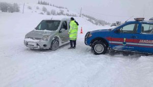 Jandarmadan kış lastiği denetimi