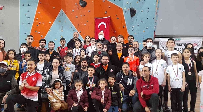 Malatya'da 4 sporcuda Türkiye Şampiyonası sevinci