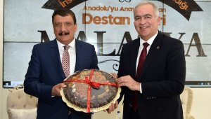 Ergüneş'ten Başkan Gürkan'a ziyaret