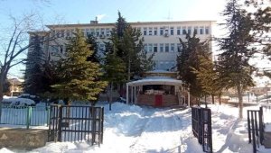 İntihar ettiği ileri sürülen küçük kız cinayete kurban gitmiş