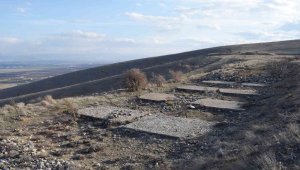 Betonla kapatılan kuyular şaşırtıyor