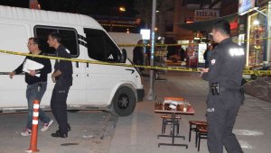 Akrabalar arasında silahlı kavga: 2 yaralı