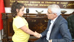 Başkan Güder: "Senede bir gün değil her gün yanlarındayız"