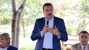 "Türkiye'nin neresinden baksanız AK Parti'nin eserlerini görürsünüz"