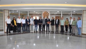 Sadıkoğlu: "İhracat ürünlerinde 'Malatya Kayısısı' adının kullanılmasını rica ediyoruz"