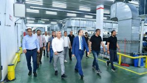 Çınar, organize sanayi bölgesindeki fabrikaları ziyaret etti