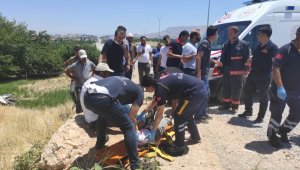 Şarampole uçan araçta can pazarı