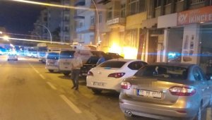 Otomobil yayaya çarptı: 1 yaralı