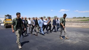 Hemzemin geçitlerde asfalt çalışması