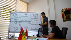 Arslan: "Yaş ortalamamız 19,9 ile Türkiye'de belki bir rekor"