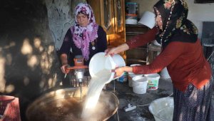 Ev yapımı dut pestillerine yoğun talep