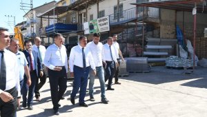 Kozluca mahallesi toz ve topraktan kurtuluyor