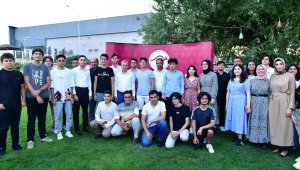 YKS'de başarılı olan öğrenciler ödüllendirildi