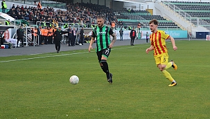 Kaplanlara horoz darbesi: 3 - 0