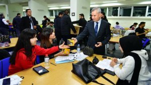 Öğrencilere "Büte Kalma İkrama Kal" etkinliği