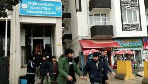 Polisten göçmen kaçakçılığı operasyonu: 6 gözaltı