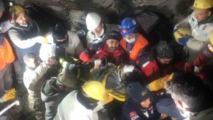 87 saat sonra enkazdan çıkan Miran: "Nereye gideceğiz?"