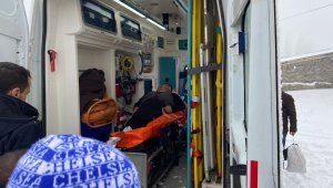 Malatya'da kar nedeniyle kapalı 72 mahalle yolunda çalışmalar sürüyor