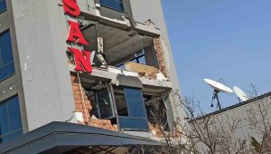 Depremde hasar alan ERTV yeniden yayına başladı